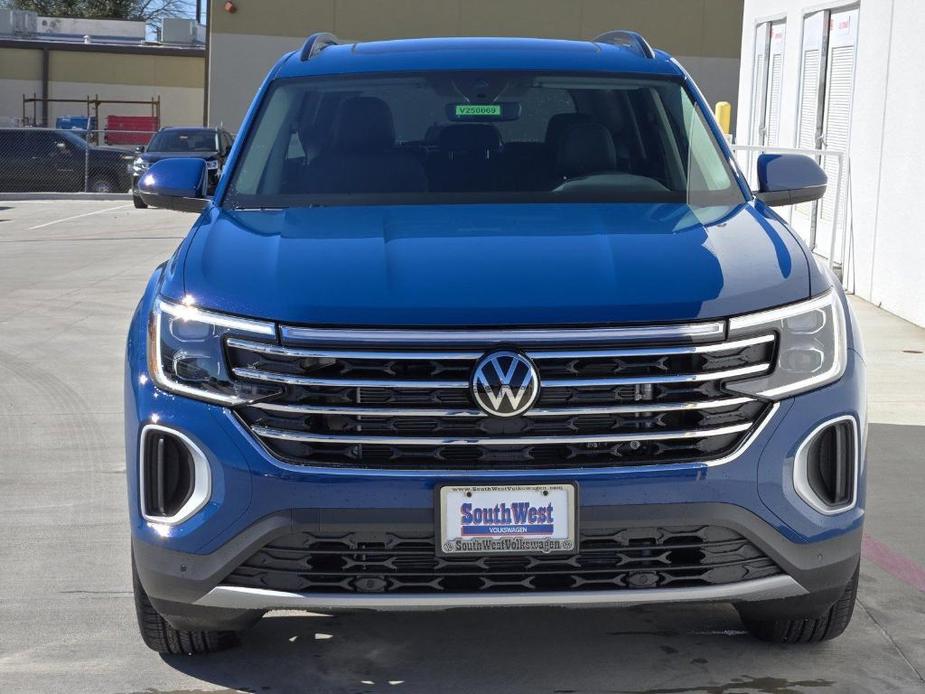 new 2025 Volkswagen Atlas car, priced at $41,715