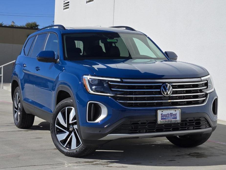 new 2025 Volkswagen Atlas car, priced at $41,715