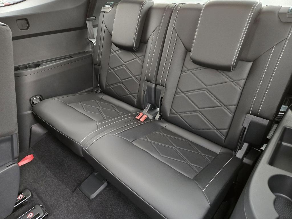 new 2025 Volkswagen Atlas car, priced at $40,556