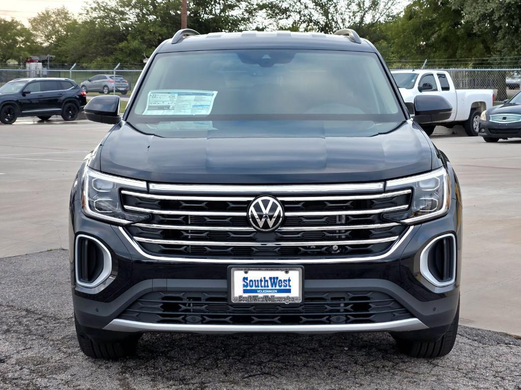 new 2025 Volkswagen Atlas car, priced at $40,556