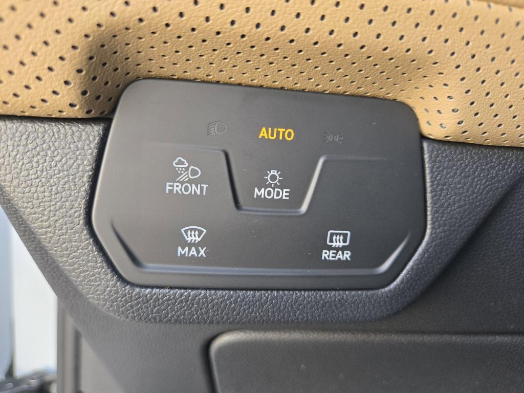 new 2026 Volkswagen Atlas Cross Sport car, priced at $38,868