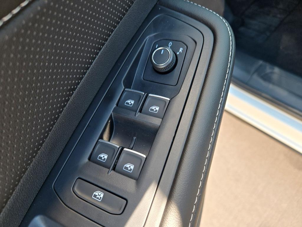 new 2026 Volkswagen Atlas car, priced at $39,844