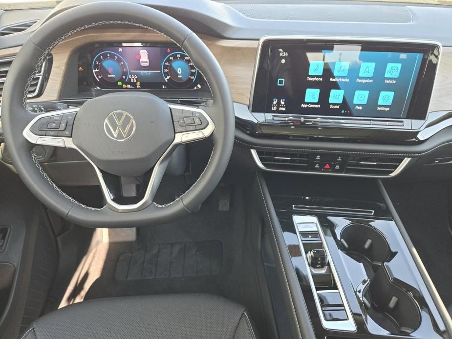 new 2024 Volkswagen Atlas car, priced at $40,537