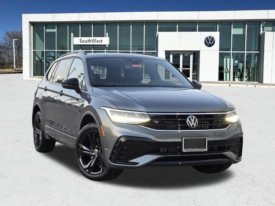 new 2024 Volkswagen Tiguan car, priced at $33,864