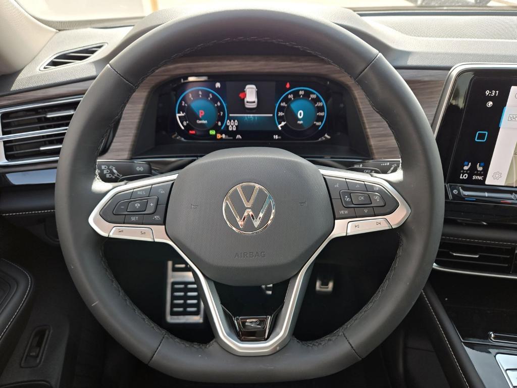 new 2025 Volkswagen Atlas car, priced at $50,360