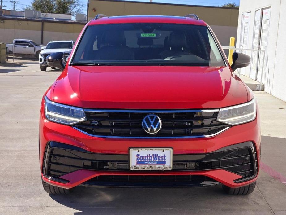 new 2024 Volkswagen Tiguan car, priced at $33,220