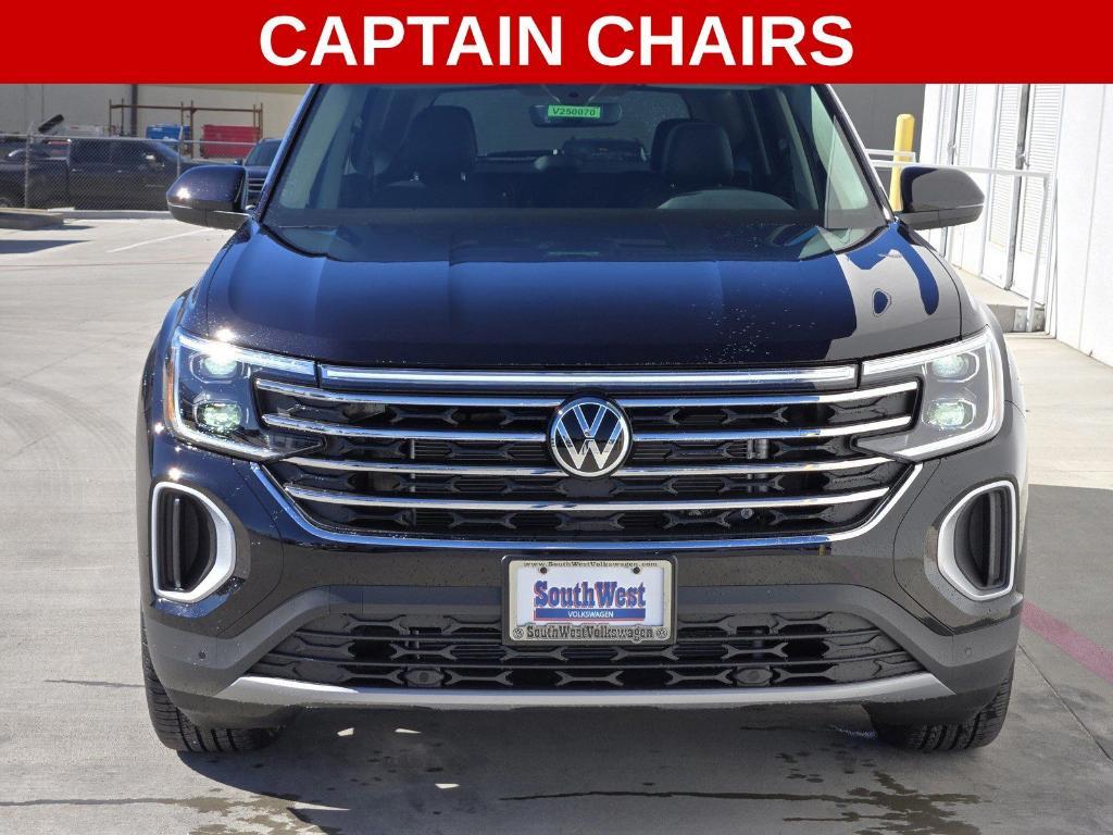 new 2025 Volkswagen Atlas car, priced at $43,339