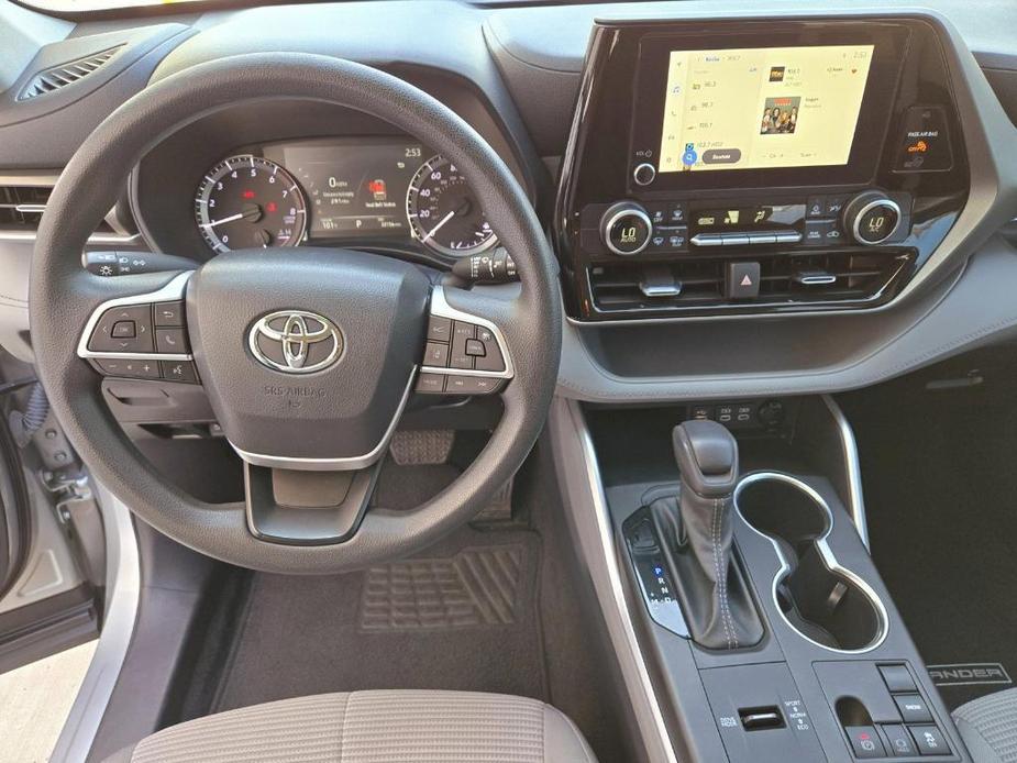 used 2023 Toyota Highlander car, priced at $30,509