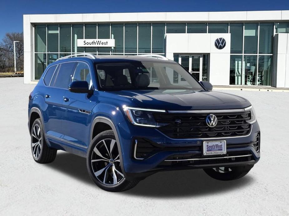 new 2025 Volkswagen Atlas car, priced at $53,738