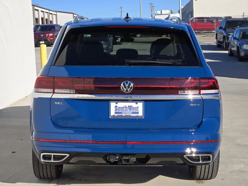 new 2025 Volkswagen Atlas car, priced at $50,738