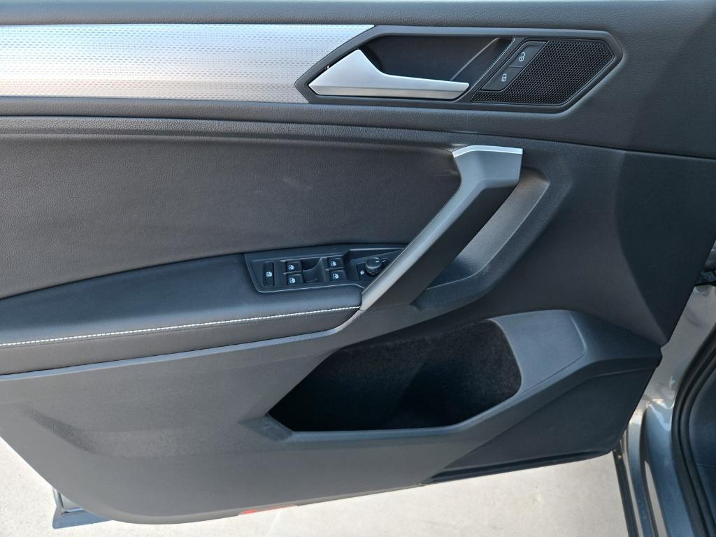 new 2024 Volkswagen Tiguan car, priced at $26,731