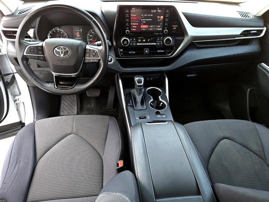 used 2021 Toyota Highlander car, priced at $26,428