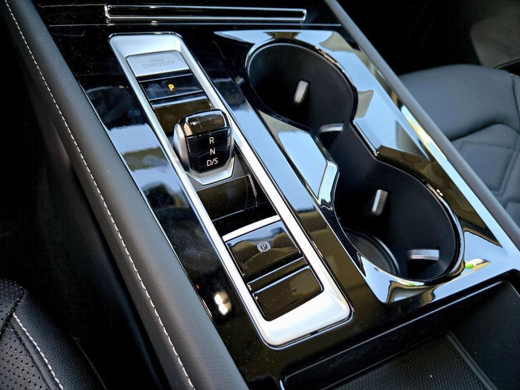 new 2025 Volkswagen Atlas car, priced at $41,458