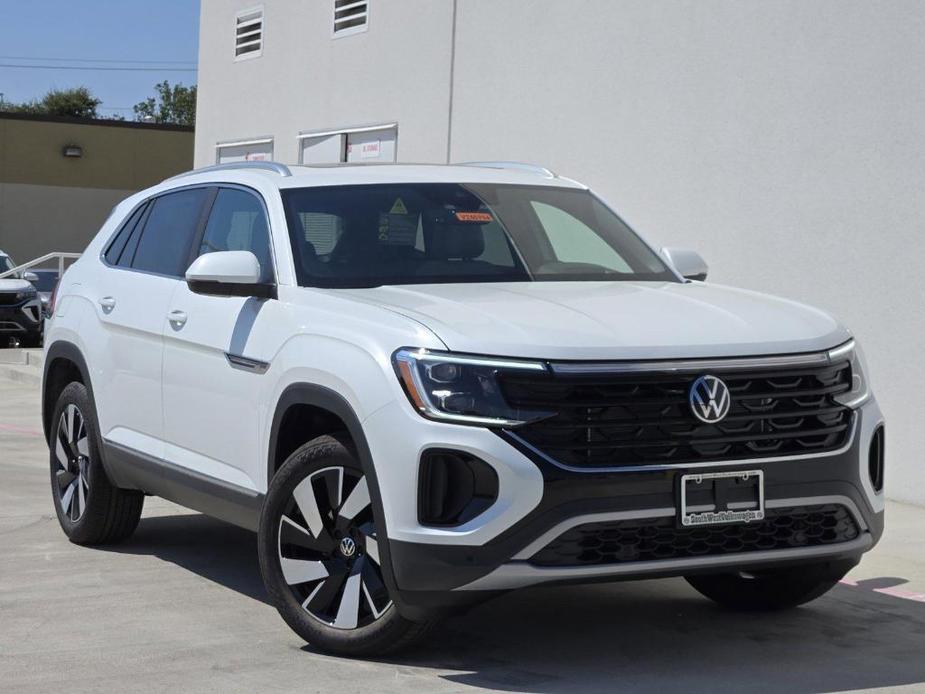 new 2024 Volkswagen Atlas Cross Sport car, priced at $44,146