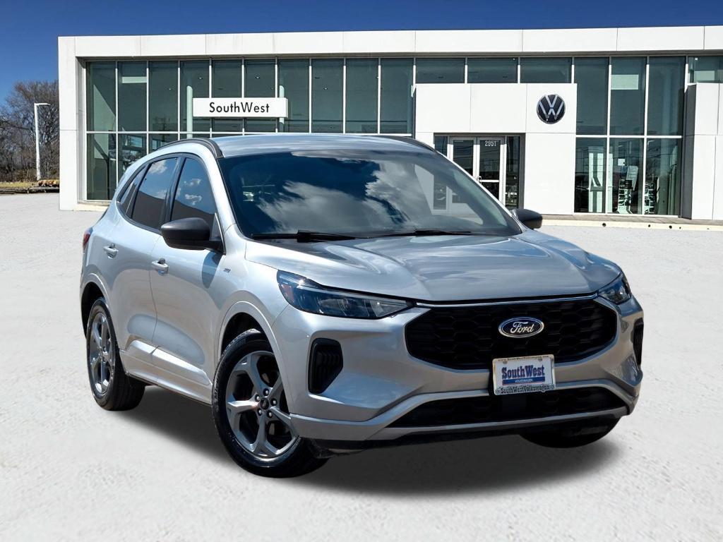 used 2023 Ford Escape car, priced at $21,997