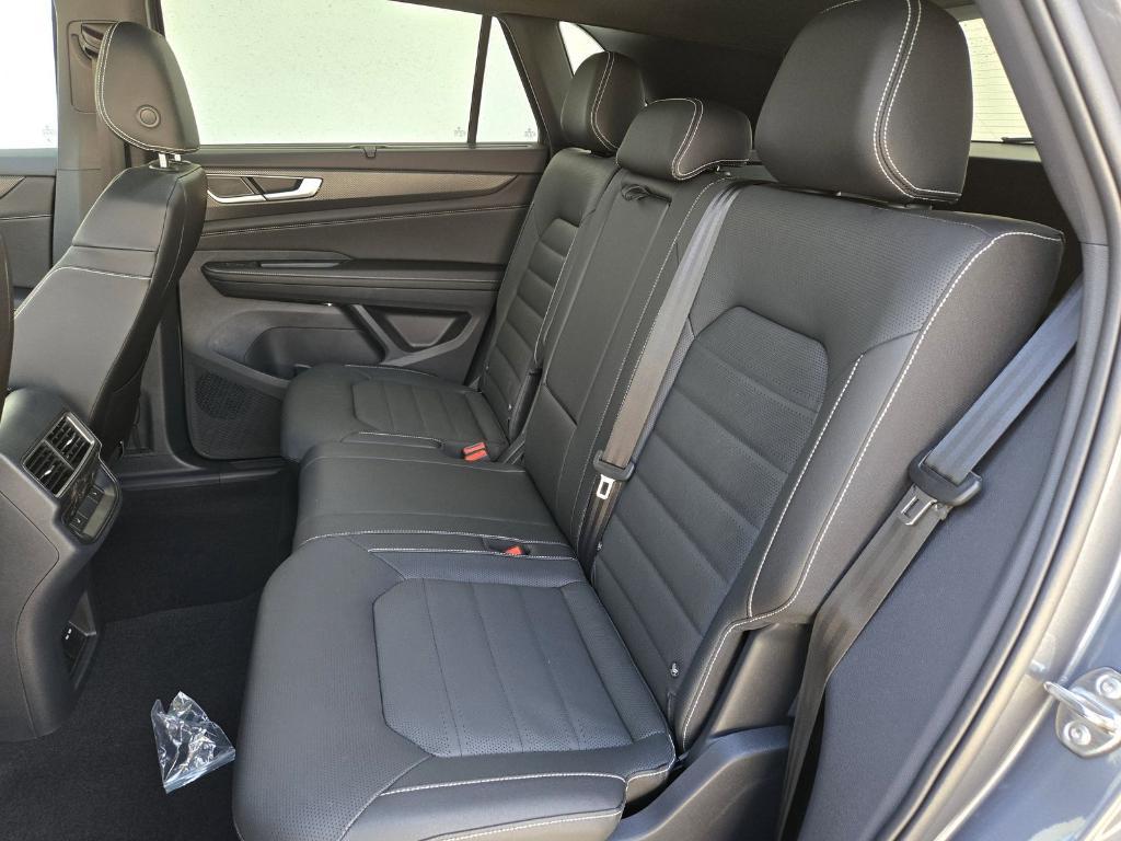 new 2025 Volkswagen Atlas Cross Sport car, priced at $46,569
