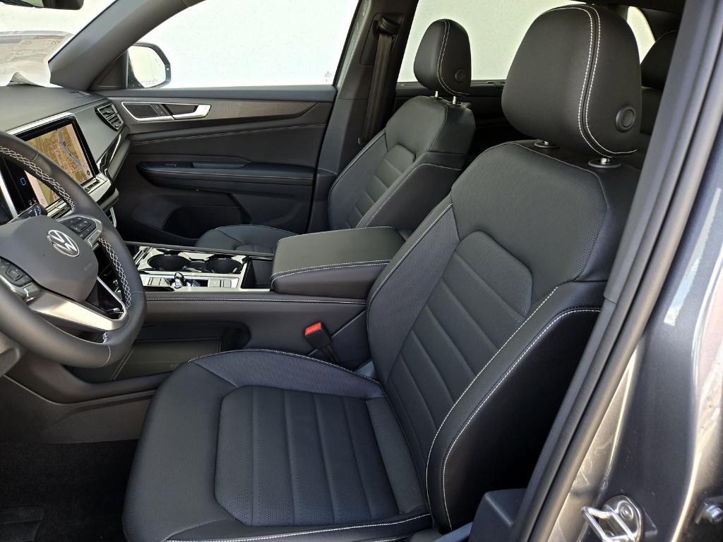 new 2025 Volkswagen Atlas Cross Sport car, priced at $46,569