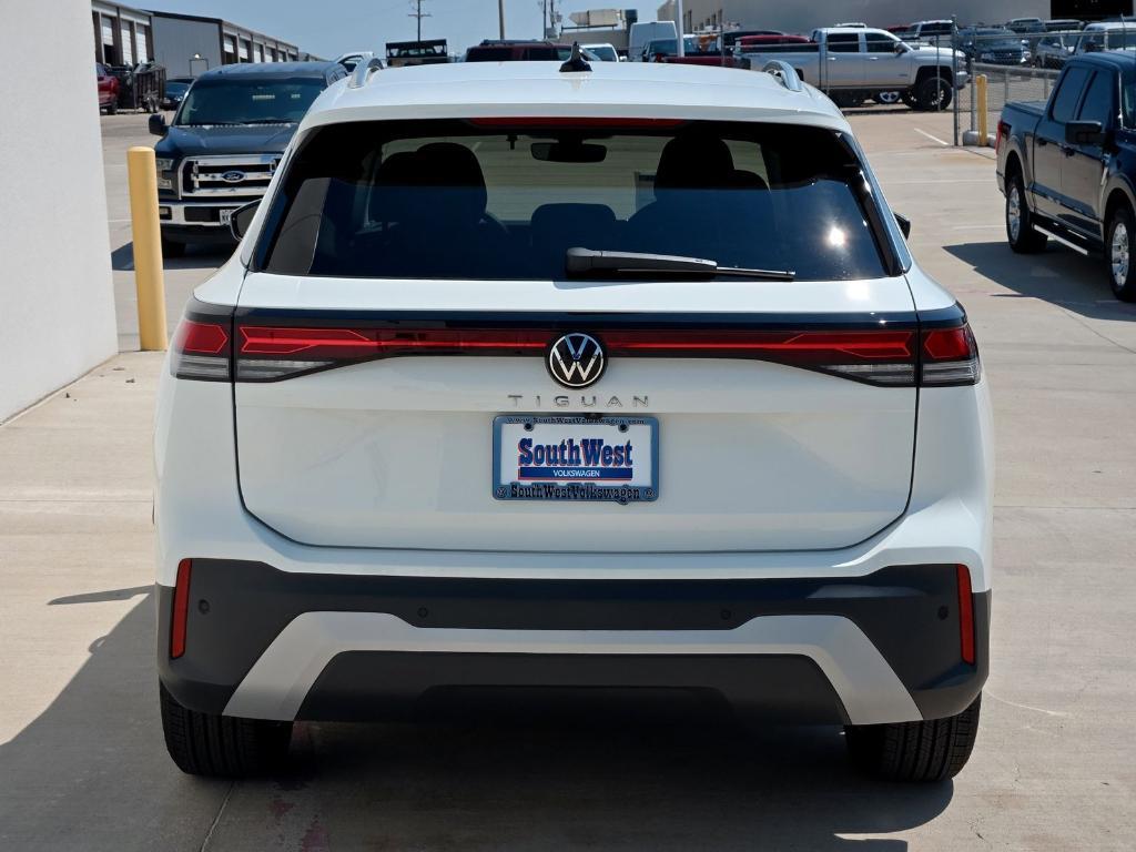 new 2025 Volkswagen Tiguan car, priced at $29,258