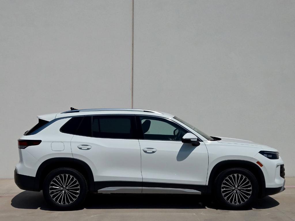 new 2025 Volkswagen Tiguan car, priced at $29,258