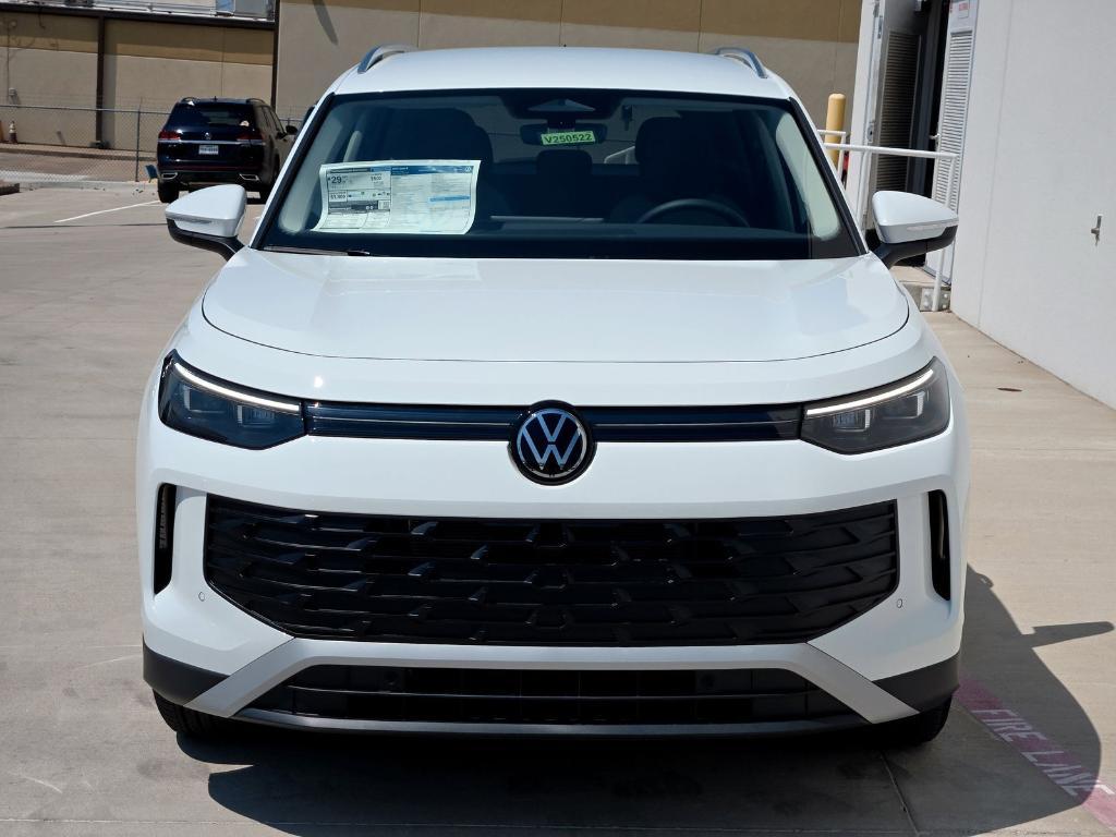 new 2025 Volkswagen Tiguan car, priced at $29,258
