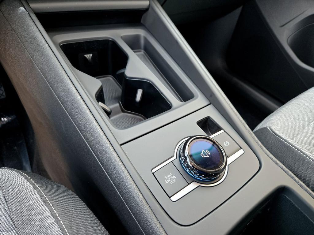 new 2025 Volkswagen Tiguan car, priced at $29,258