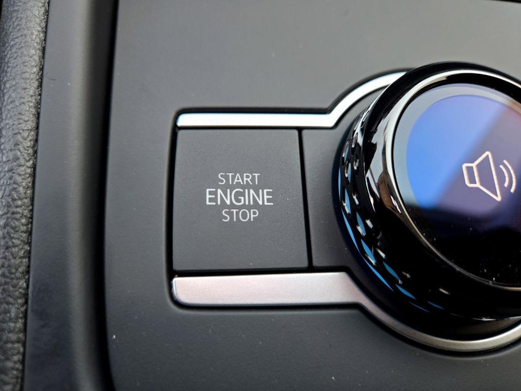 new 2025 Volkswagen Tiguan car, priced at $29,258