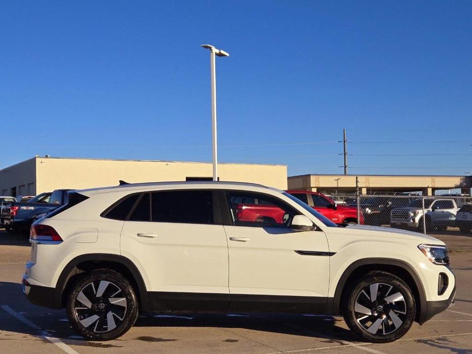 new 2024 Volkswagen Atlas Cross Sport car, priced at $37,940