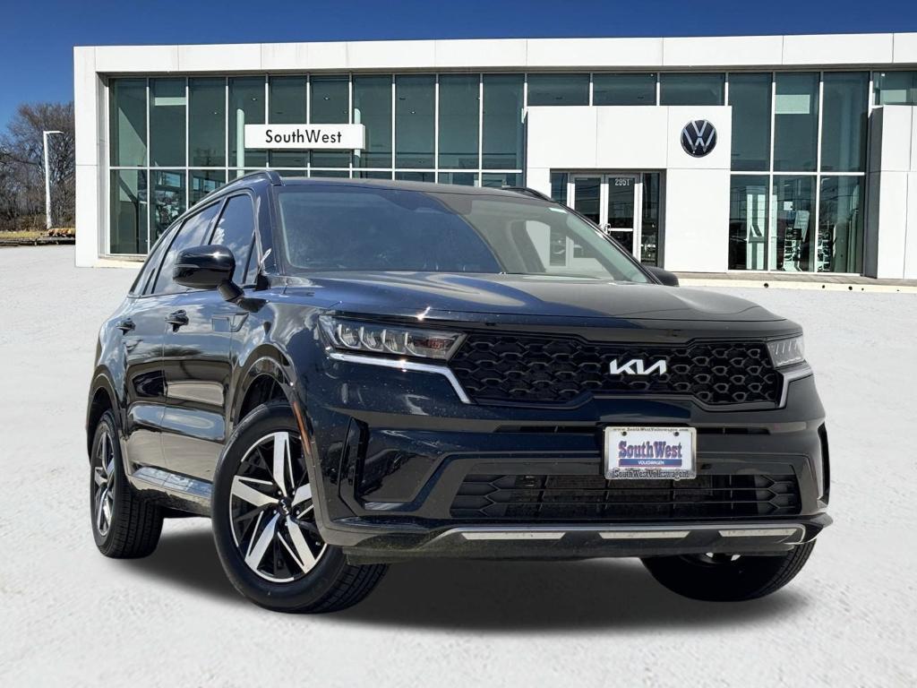 used 2023 Kia Sorento car, priced at $27,522