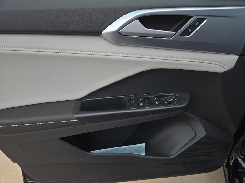 new 2025 Volkswagen Taos car, priced at $25,002