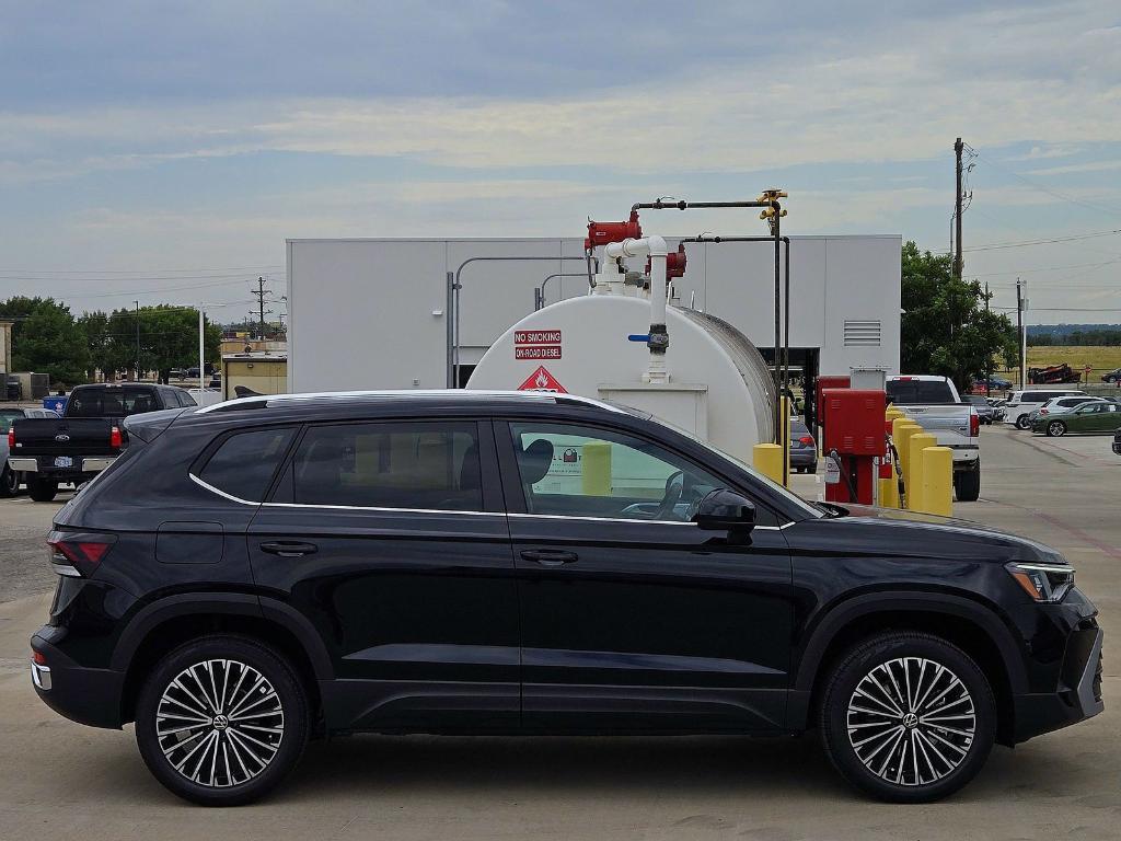 new 2025 Volkswagen Taos car, priced at $25,002