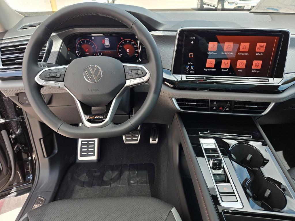 new 2025 Volkswagen Atlas car, priced at $44,624
