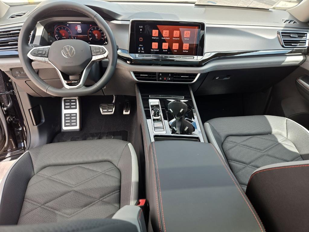 new 2025 Volkswagen Atlas car, priced at $44,624