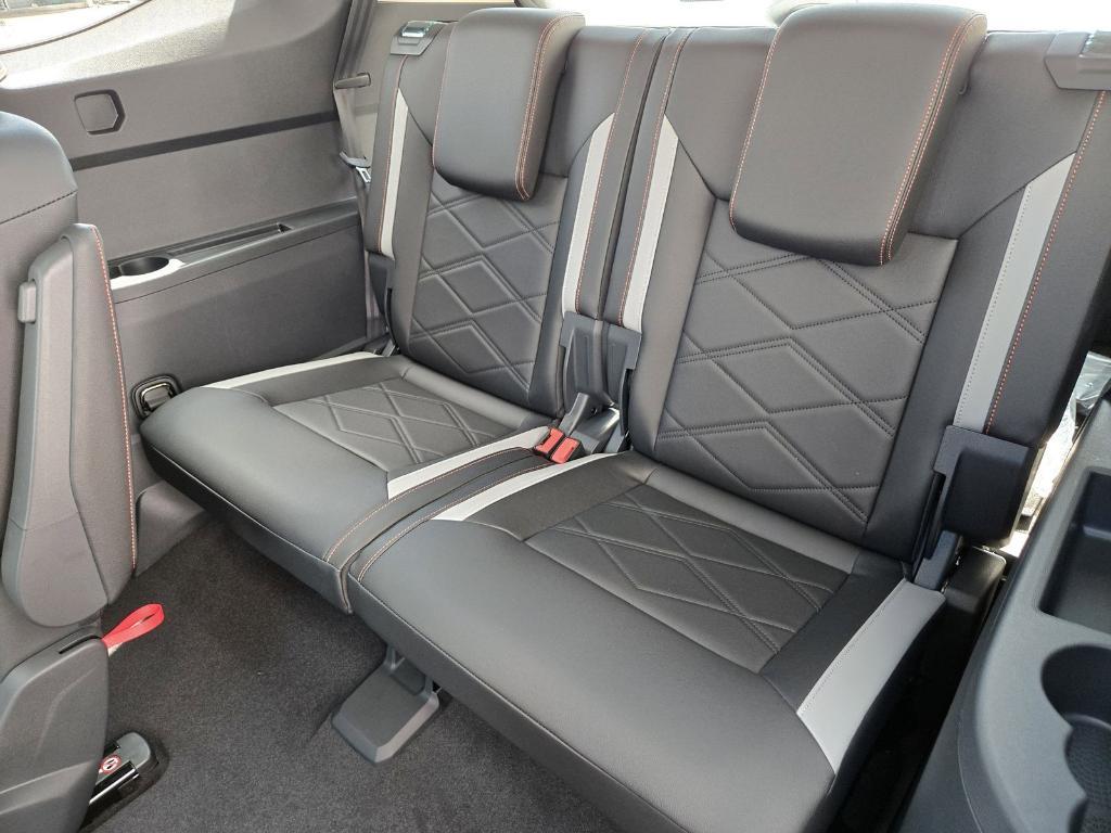new 2025 Volkswagen Atlas car, priced at $44,624