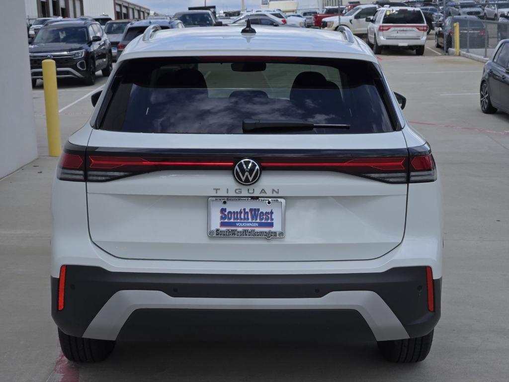 new 2025 Volkswagen Tiguan car, priced at $29,995