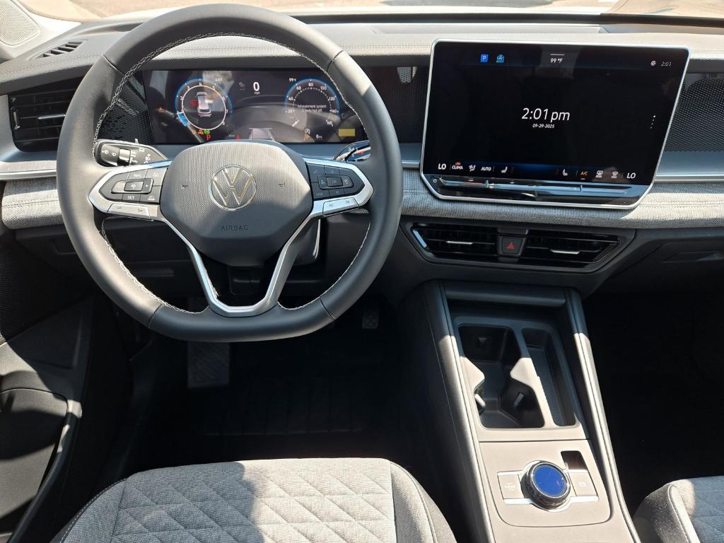 new 2025 Volkswagen Tiguan car, priced at $29,041