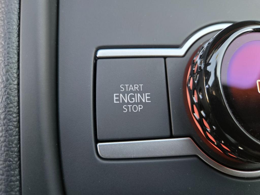 new 2025 Volkswagen Tiguan car, priced at $38,535