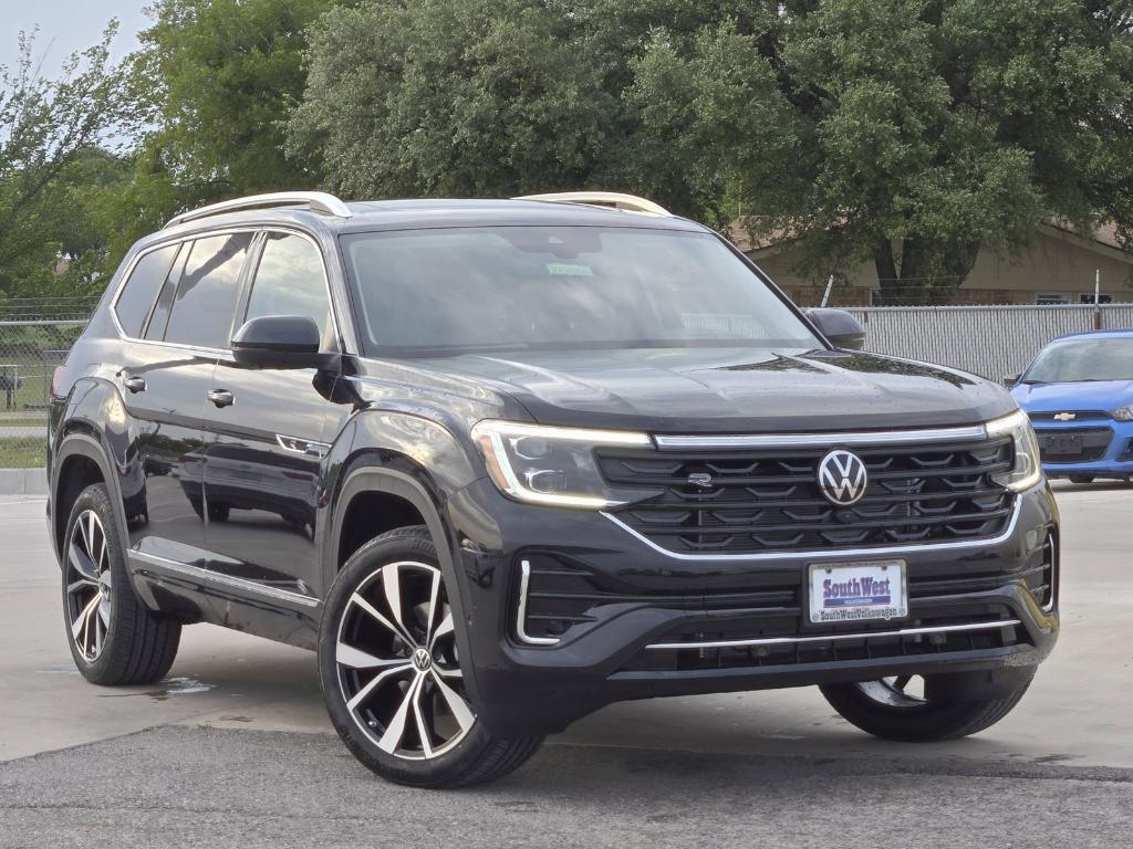 new 2025 Volkswagen Atlas car, priced at $51,885