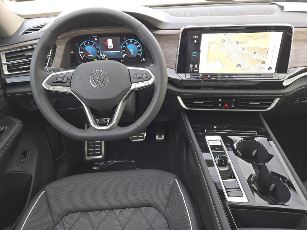 new 2025 Volkswagen Atlas car, priced at $51,885