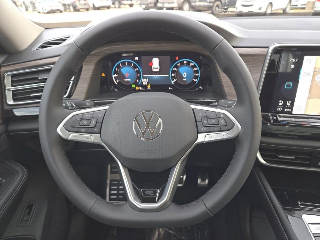 new 2025 Volkswagen Atlas car, priced at $51,885