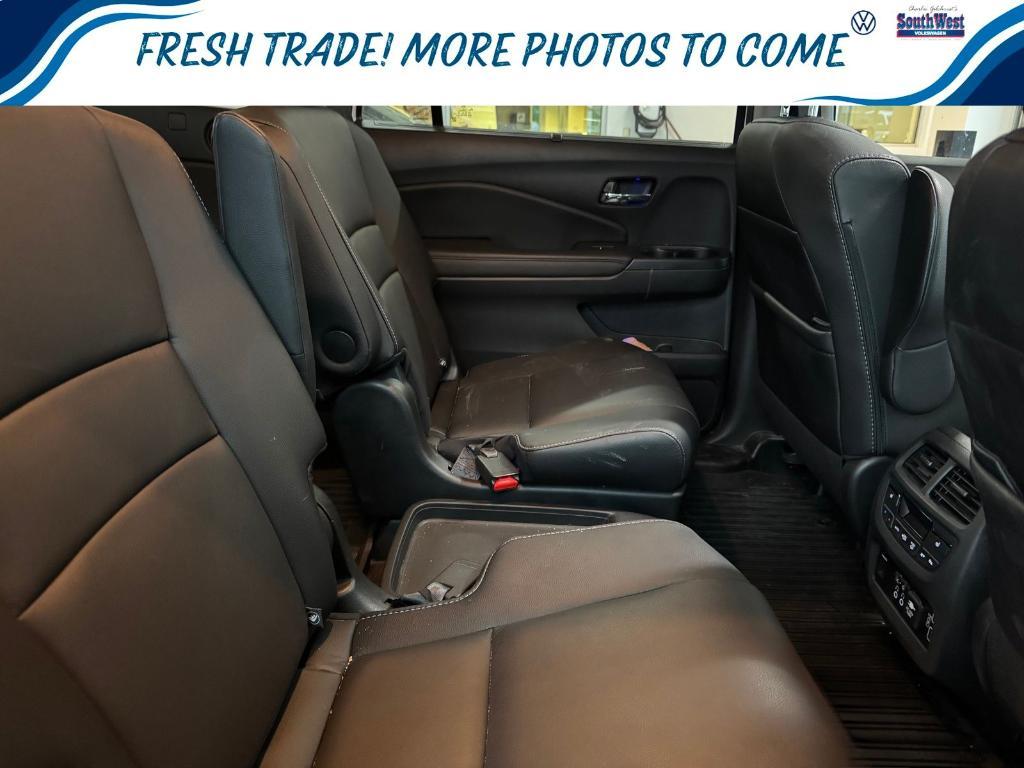 used 2022 Honda Pilot car, priced at $36,884