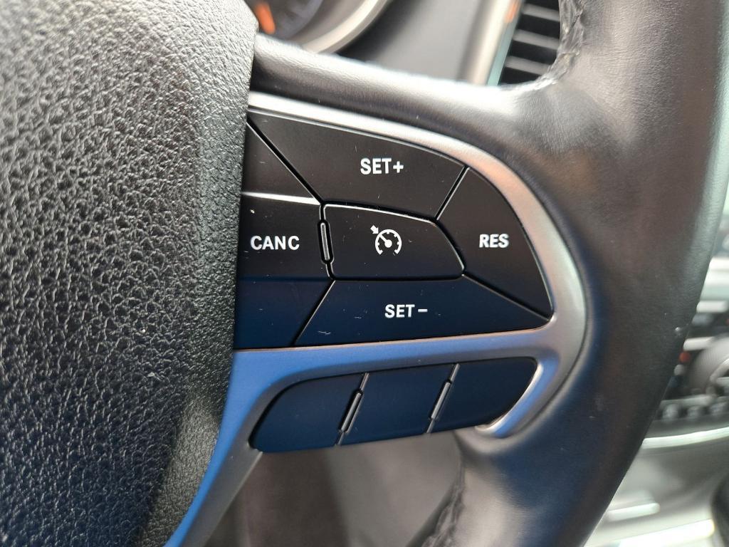 used 2018 Jeep Grand Cherokee car, priced at $13,462