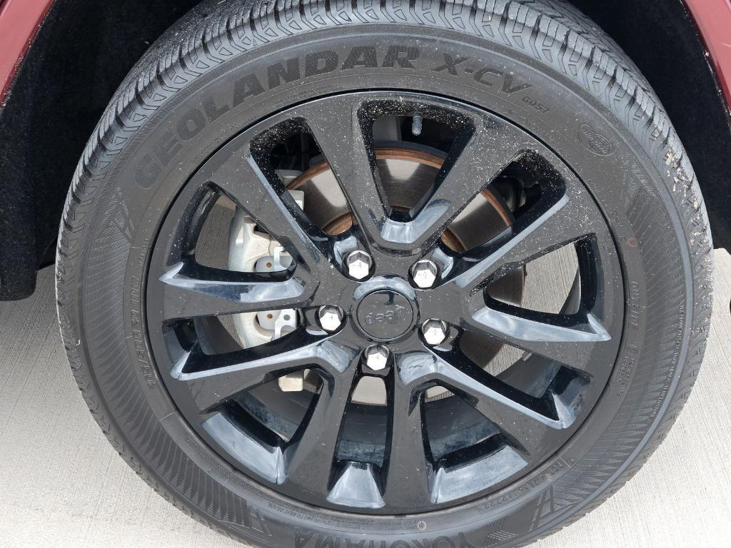 used 2018 Jeep Grand Cherokee car, priced at $13,462