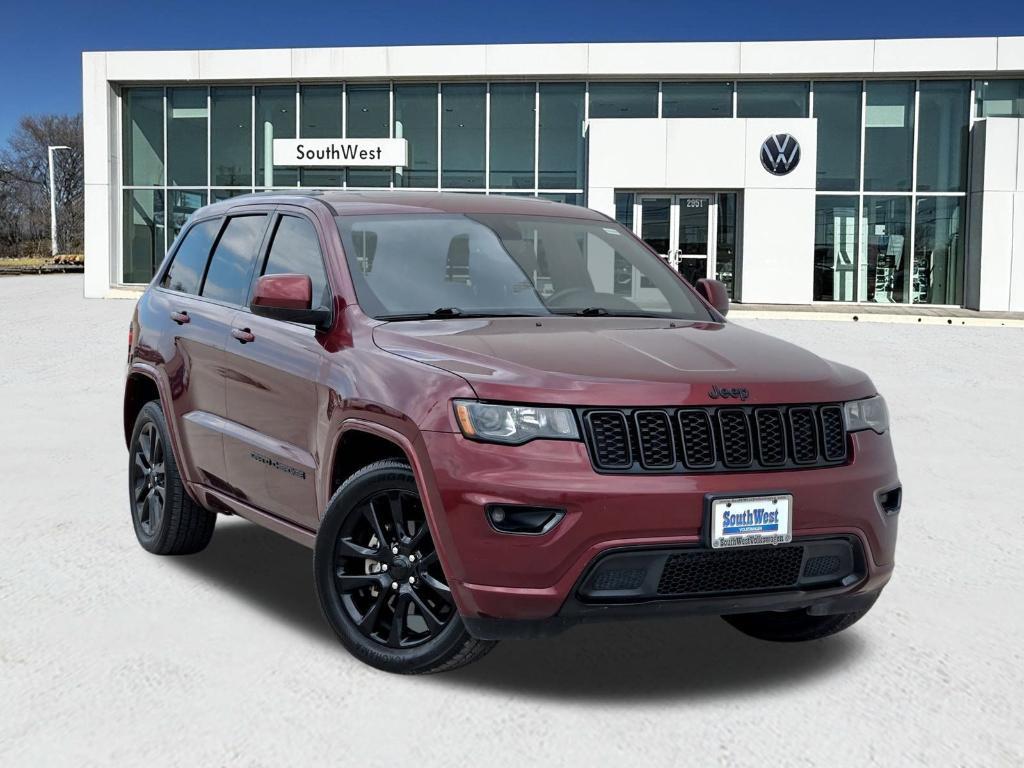 used 2018 Jeep Grand Cherokee car, priced at $13,547