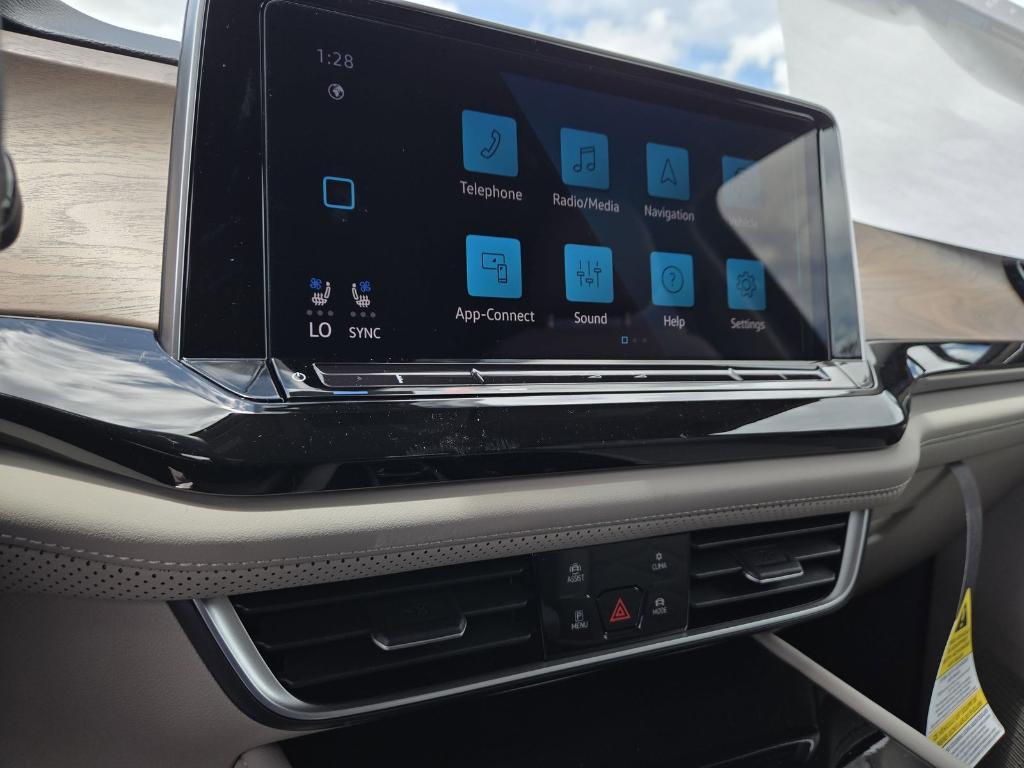 new 2025 Volkswagen Atlas car, priced at $40,703