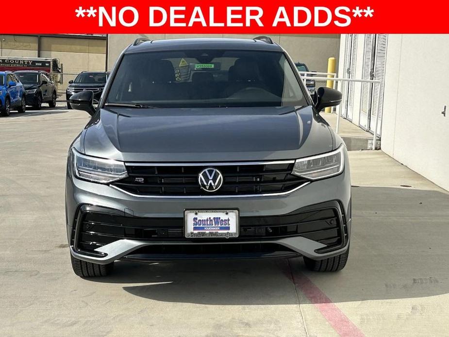 new 2024 Volkswagen Tiguan car, priced at $32,001