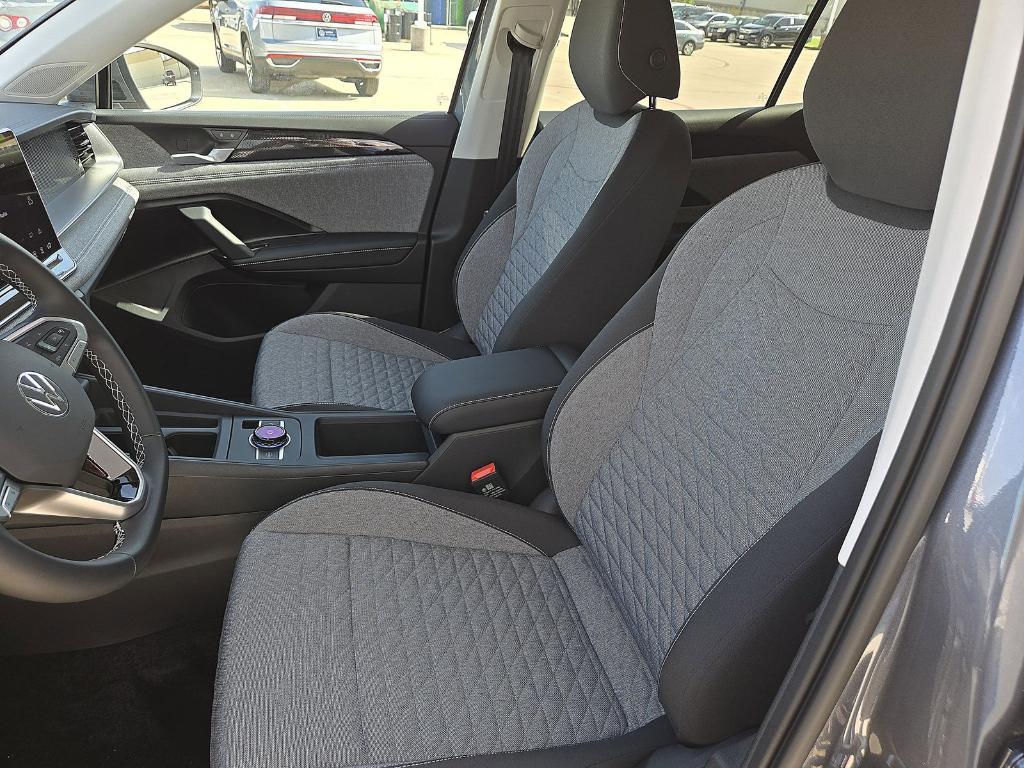 new 2025 Volkswagen Tiguan car, priced at $29,770