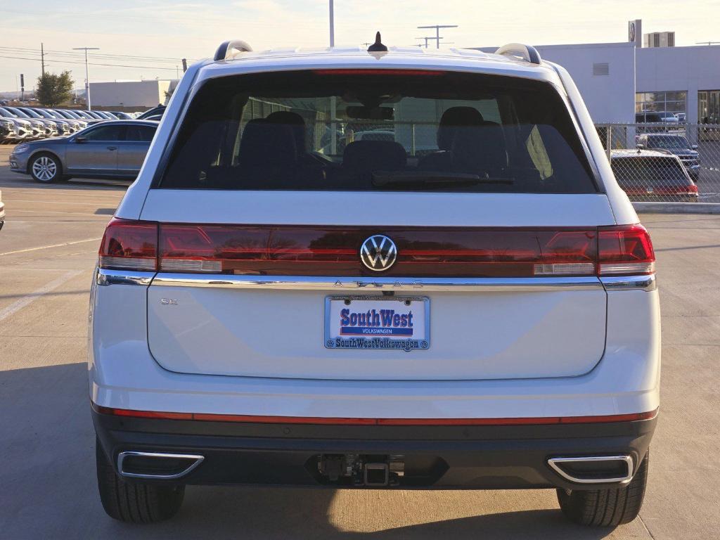 new 2025 Volkswagen Atlas car, priced at $42,710