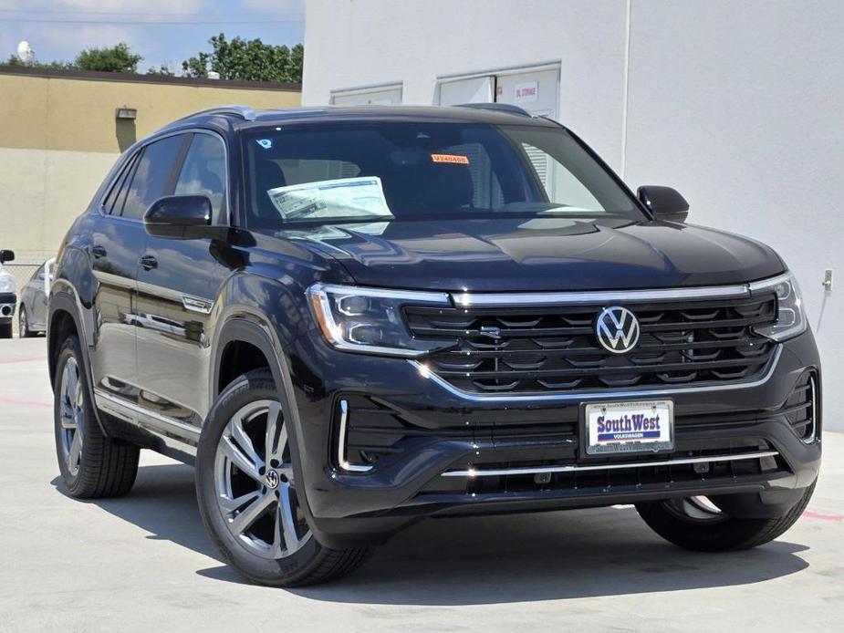 new 2024 Volkswagen Atlas Cross Sport car, priced at $45,114