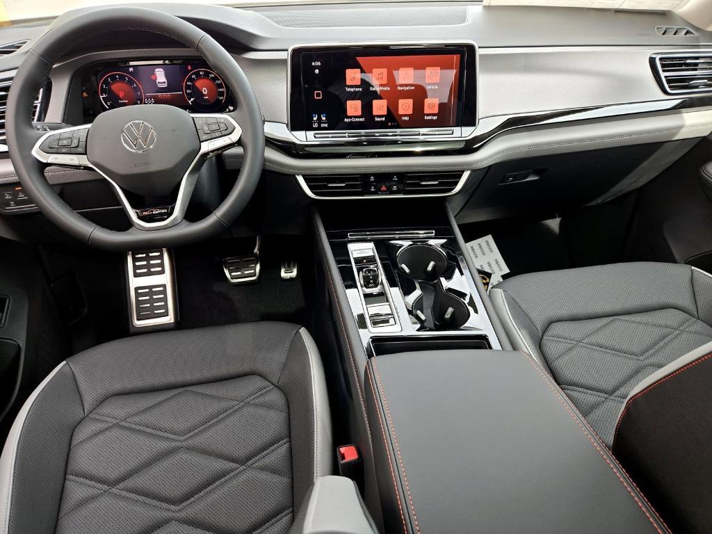 new 2025 Volkswagen Atlas car, priced at $45,026