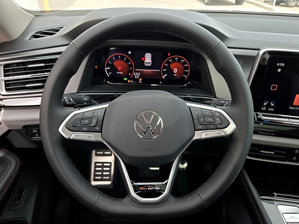 new 2025 Volkswagen Atlas car, priced at $45,026